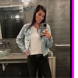 Meet your Posher, Jodi